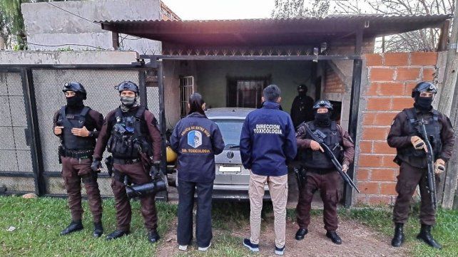 Personal de Toxicología intervino durante el allanamiento realizado en el barrio Don Jorge.