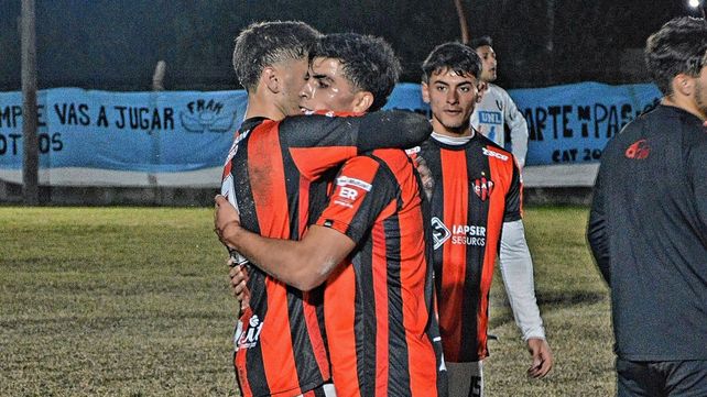 Copa Túnel Subfluvial: Patronato goleó en Santa Fe y acaricia la final
