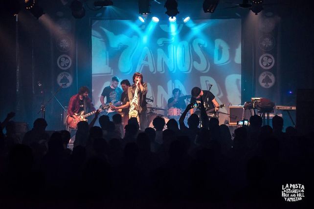 La banda paranaense invita a sus seguidores a votar los temas que quieren que suenen la noche del viernes en La Vieja Usina. Gentileza: La Posta