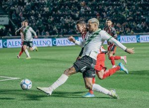 Banfield y Barracas Central no se sacaron diferencia por el Torneo Clausura