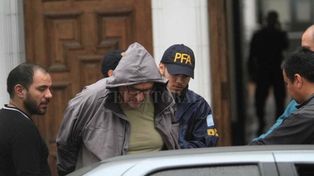 Desbaratan banda que enviaba travestis a Europa a prostituirse