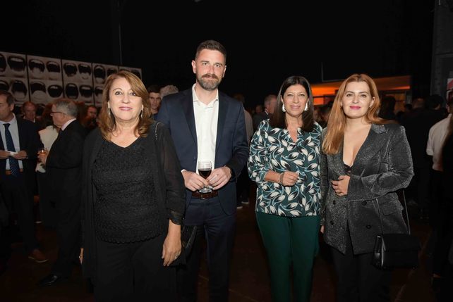Mónica Fein, Enrique Estévez, Clara García y Leonela Catalini. 