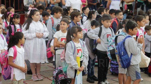 Luego del acuerdo logrado entre el Gobierno y los gremios docentes