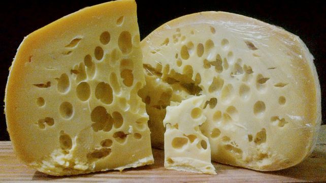 Lo detuvieron por robar tres hormas de queso