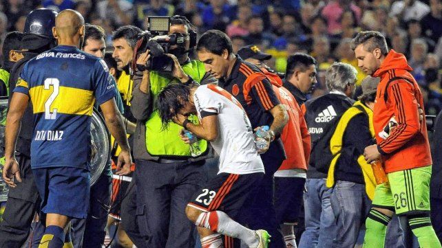 A nueve años del escándalo del gas pimienta en Boca Juniors-River Plate.