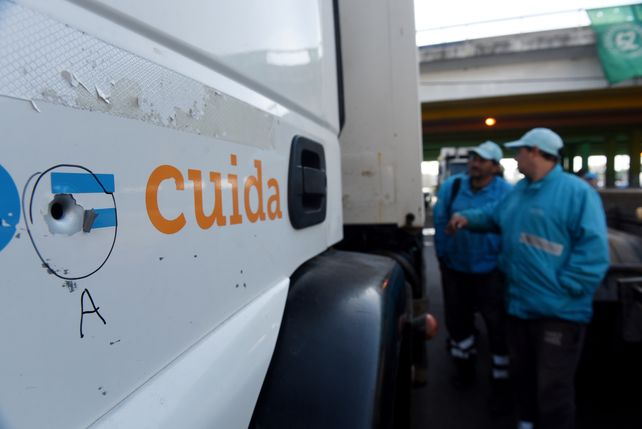 Los recolectores reclamaron medidas luego del hecho de violencia ocurrido el último viernes en San Luis al 4500 contra un camión de basura
