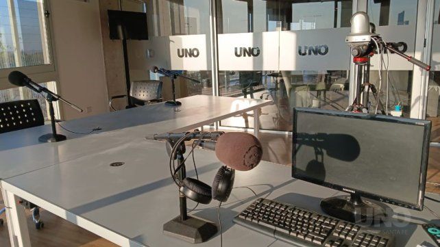 UNO también celebra el Día de la Radio