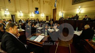 El gobierno quiere que este mes el Senado apruebe el endeudamiento