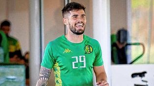 El volante uruguayo Federico Gino edificará su segundo ciclo como jugador de Aldosivi.&nbsp;