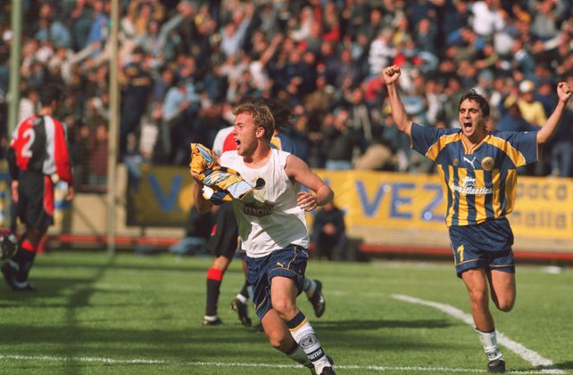 Figueroa fue el autor de uno de los goles con el que el Central de Menotti ganó un clásico que quedó en la historia.