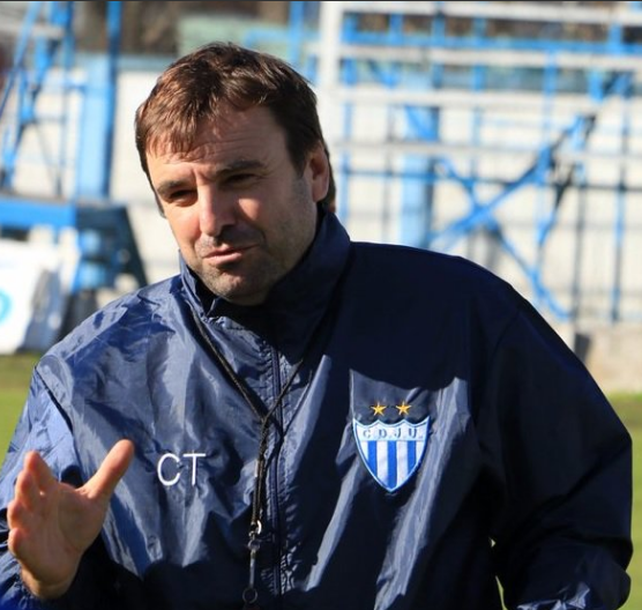 Juventud Unida va por Villa Dálmine para trepar a la punta