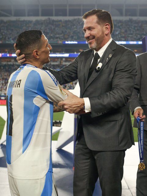Ángel Di María y Alejandro Domínguez