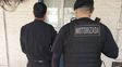 Detuvieron a un policía por violencia de género contra su pareja en barrio Echesortu