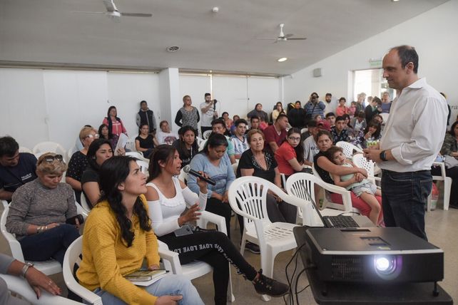 Corral: El noreste cambió y los vecinos lo viven como protagonistas