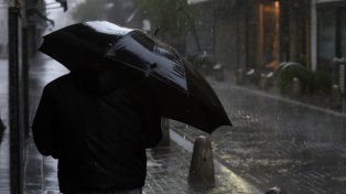 El tiempo en Rosario: un miércoles que arranca con nubes y podría traer lluvia