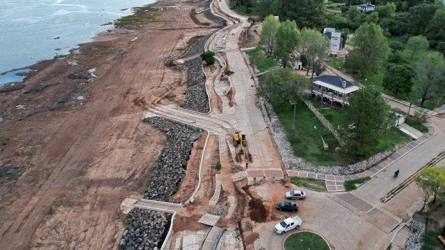 La nueva costanera en su intersección con avenida San Lorenzo desde el aire.