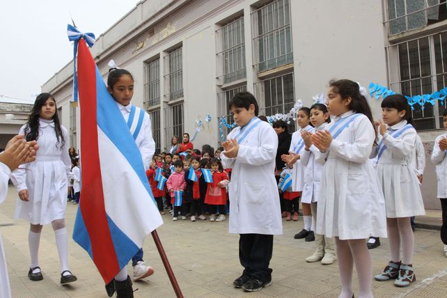 El gobierno provincial anunció la construcción de edificios a nuevo para dos escuelas.(Archivo Ilustrativa)