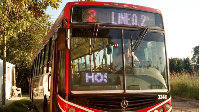Un pasajero hirió al chofer de un colectivo de la Línea 2 después de una discusión