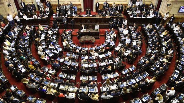 El acuerdo con FMI llega al Congreso y el oficialismo planea su estategia de debate