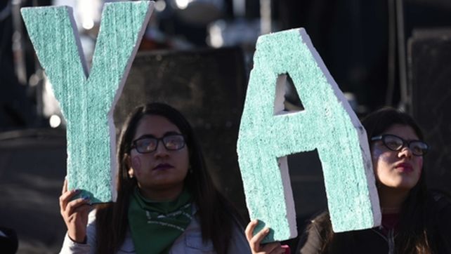 A favor. Los y las abortistas defienden los derechos de la mujer.