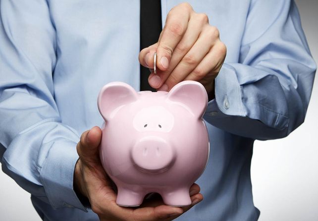 Ahorro. La indefinición del escenario político
