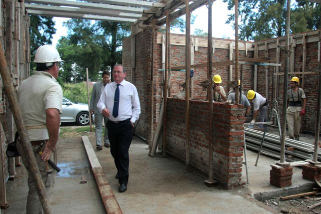 1. El Centro de Salud de Varadero Sarsotti.