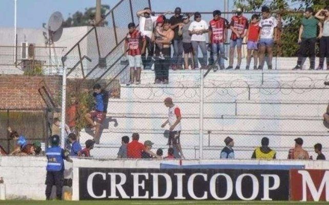 El Ministerio de Seguridad prohibió el acceso a las canchas de los 26 barras de Patronato
