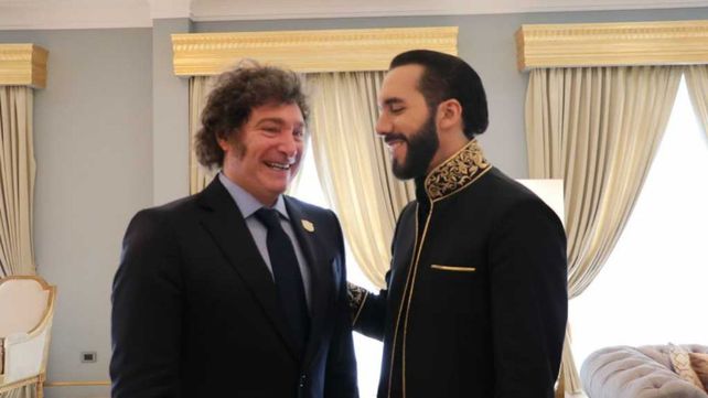 Javier Milei participó de la asunción del segundo mandato de Bukele en El Salvador.