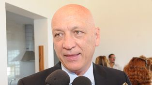 El gobernador Bonfatti apuesta a un aumento de impuestos a muy corto plazo