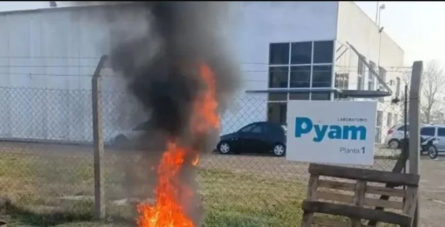 Son unos 120 trabajadores despedidos de UniónBat y Laboratorios Pyam