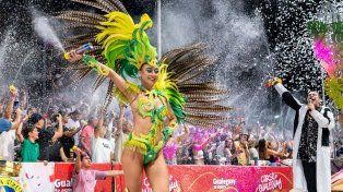 Durante enero y febrero, una 370.000 personas eligieron los carnavales entrerrianos. Hay 22 distribuidos en todo el territorio de Entre Ríos. Hay +80% reservas