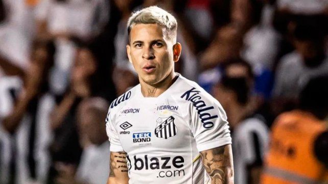 Yeferson Soteldo, pretendido por Boca, acordó su llegada a Gremio