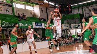 El juego entre los dos representativos entrerrianos se disputó en el Gigante Verde en la mañana del sábado.