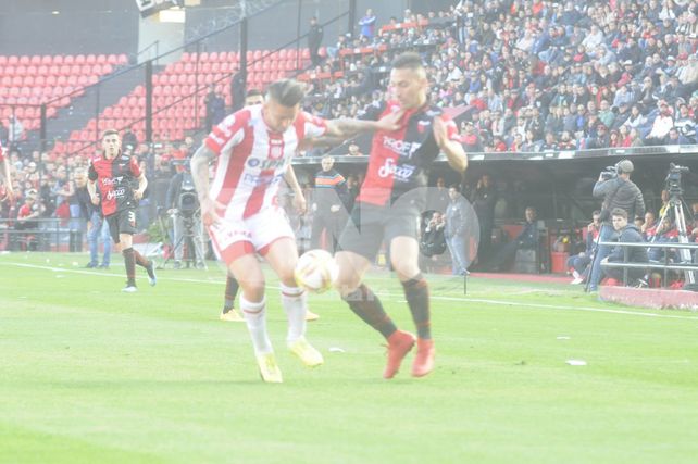 Se lesionó Javier Correa y se perdería el partido contra San Lorenzo