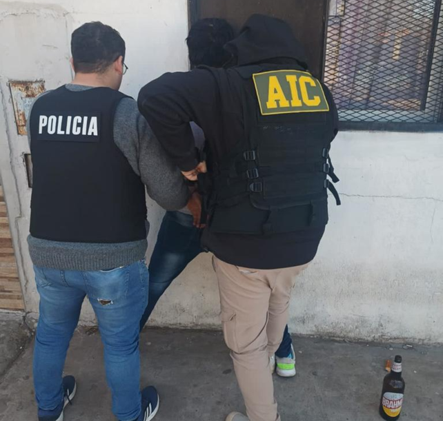 Personal de AIC recapturó a uno de los evadidos de la comisaría de Pérez.&nbsp;