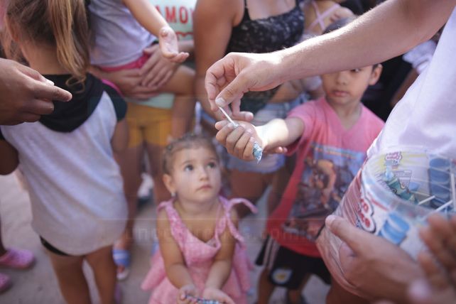 Suma de Voluntades con Padrinos de Navidad hizo posible la entrega de cientos de juguetes