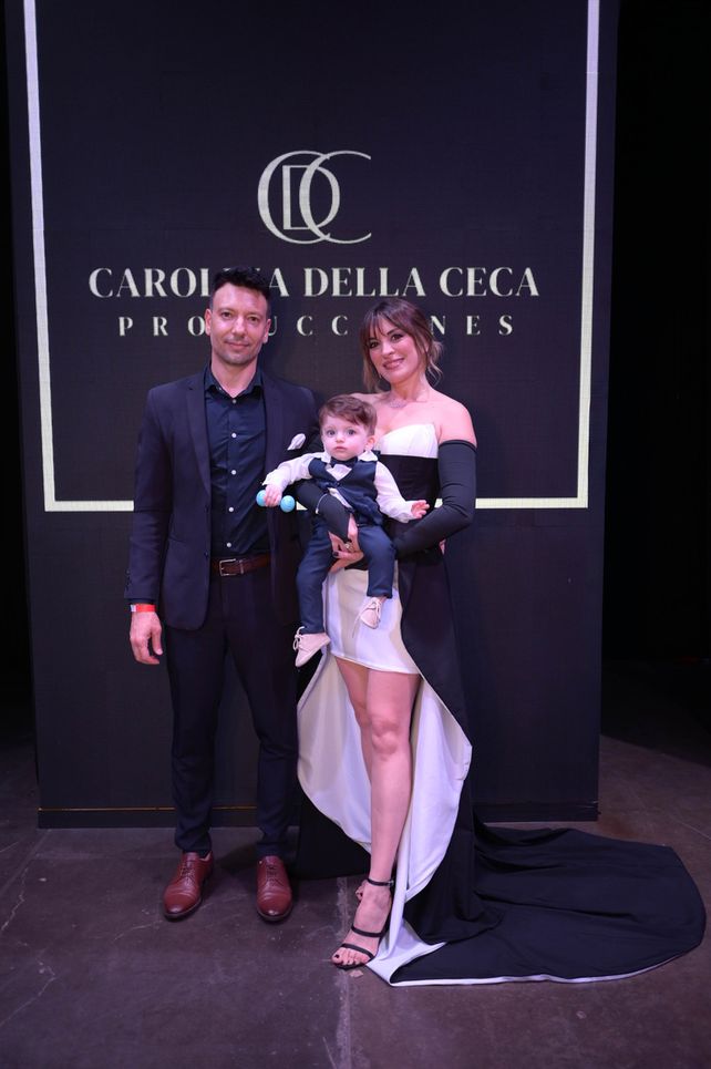 Mega desfile de la mano de Carolina Della Ceca