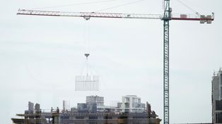 Cae la construcción de edificios, pero el centro resiste