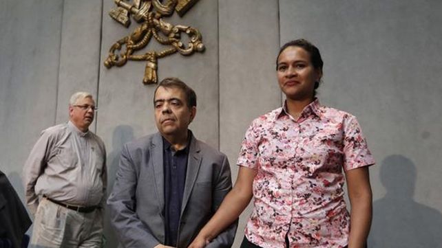 Marcilio Andrino y su esposa presenciarán la ceremonia de canonización de la madre Teresa de Calcuta. Marcilio Andrino y su esposa presenciarán la ceremonia de canonización de la madre Teresa de Calcuta.