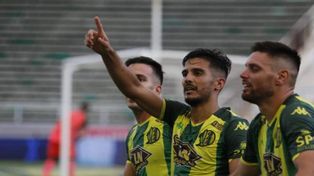 Facundo Bertoglio, ex-Col&oacute;n, dej&oacute; Aldosivi para volver a Grecia.