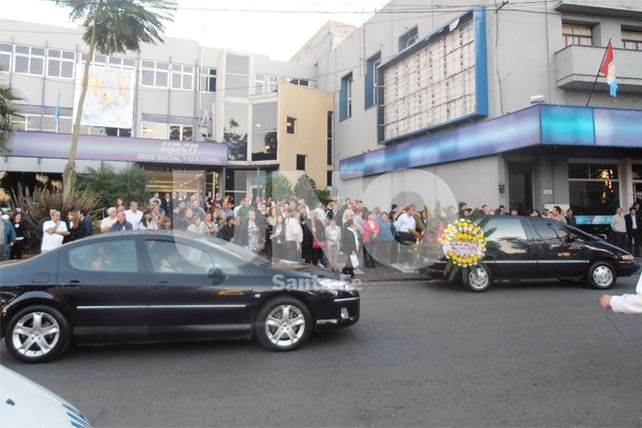 Silencio y angustia en el último adiós al dirigente sindical Alberto Maguid