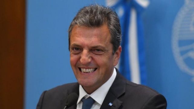 El ministro de Economía y candidato presidencial de Unión por la Patria (UxP)