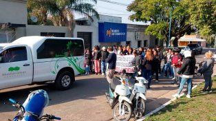 Este sábado por la mañana familiares, amigos y seres queridos despidieron los restos de Luisina Leoncino, la joven concordiense de 24 años que fue brutalmente asesinada y descuartizada.&nbsp;