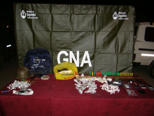 Gendarmería Nacional secuestro estupefacientes y balas en el Bº Tablada de Rosario