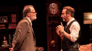 Luis Machín y Javier Lorenzo interpretan a Sigmund Freud y C.S. Lewis en la obra de teatro La última sesión de Freud