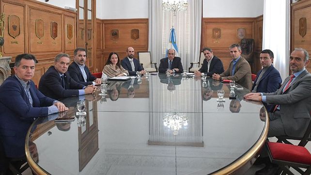 Este martes se reúnen jefe de Gabinete y diputados aliados y dialoguistas. La semana que viene lo hará con senadores