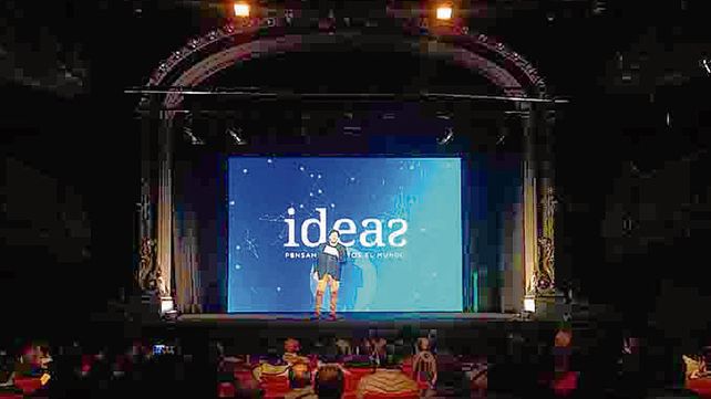 Sala llena. Avelluto estuvo en el ciclo Ideas