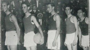 Equipo de básquet de Provincial, en 1926. Fue uno de los primeros clubes en participar.