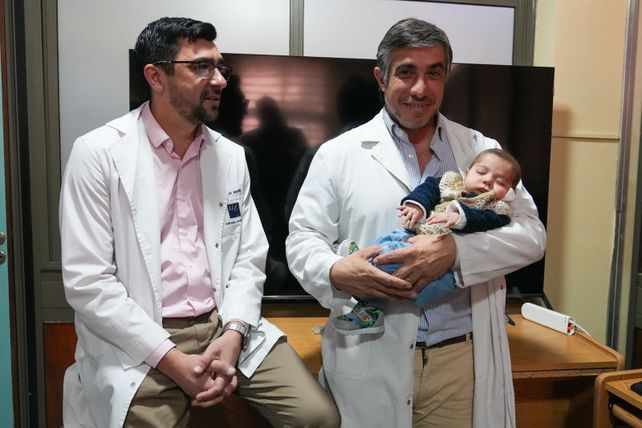 El Alassia realizó una cirugía inédita a un recién nacido que evitó una traqueostomía y un traslado a Buenos Aires