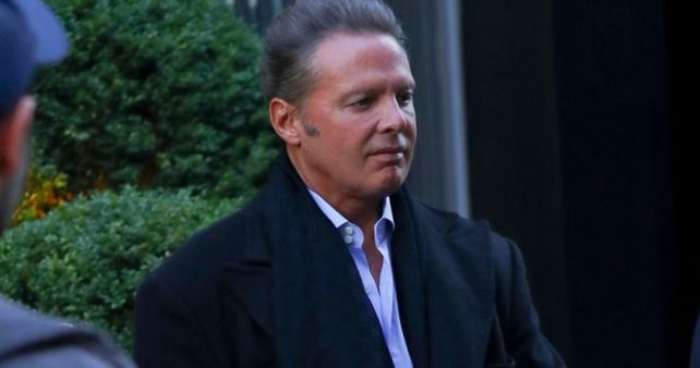 Luis Miguel sufrió una dura caída en el exclusivo hotel donde se aloja en la ciudad californiana de Santa Mónica
